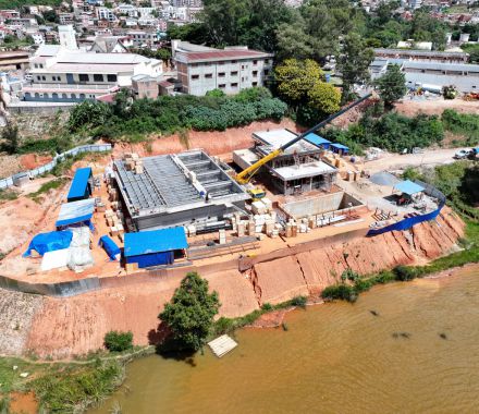 TRAVAUX DE CONSTRUCTION D'UNITES COMPACTES DE TRAITEMENT D'EAU A MANDROSEZA ET PERIPHERIE
