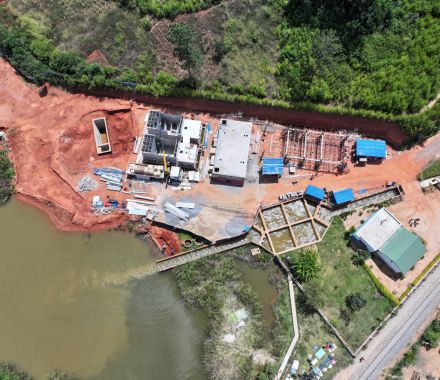 TRAVAUX DE CONSTRUCTION D'UNITES COMPACTES DE TRAITEMENT D'EAU A MANDROSEZA ET PERIPHERIE