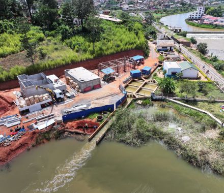 TRAVAUX DE CONSTRUCTION D'UNITES COMPACTES DE TRAITEMENT D'EAU A MANDROSEZA ET PERIPHERIE